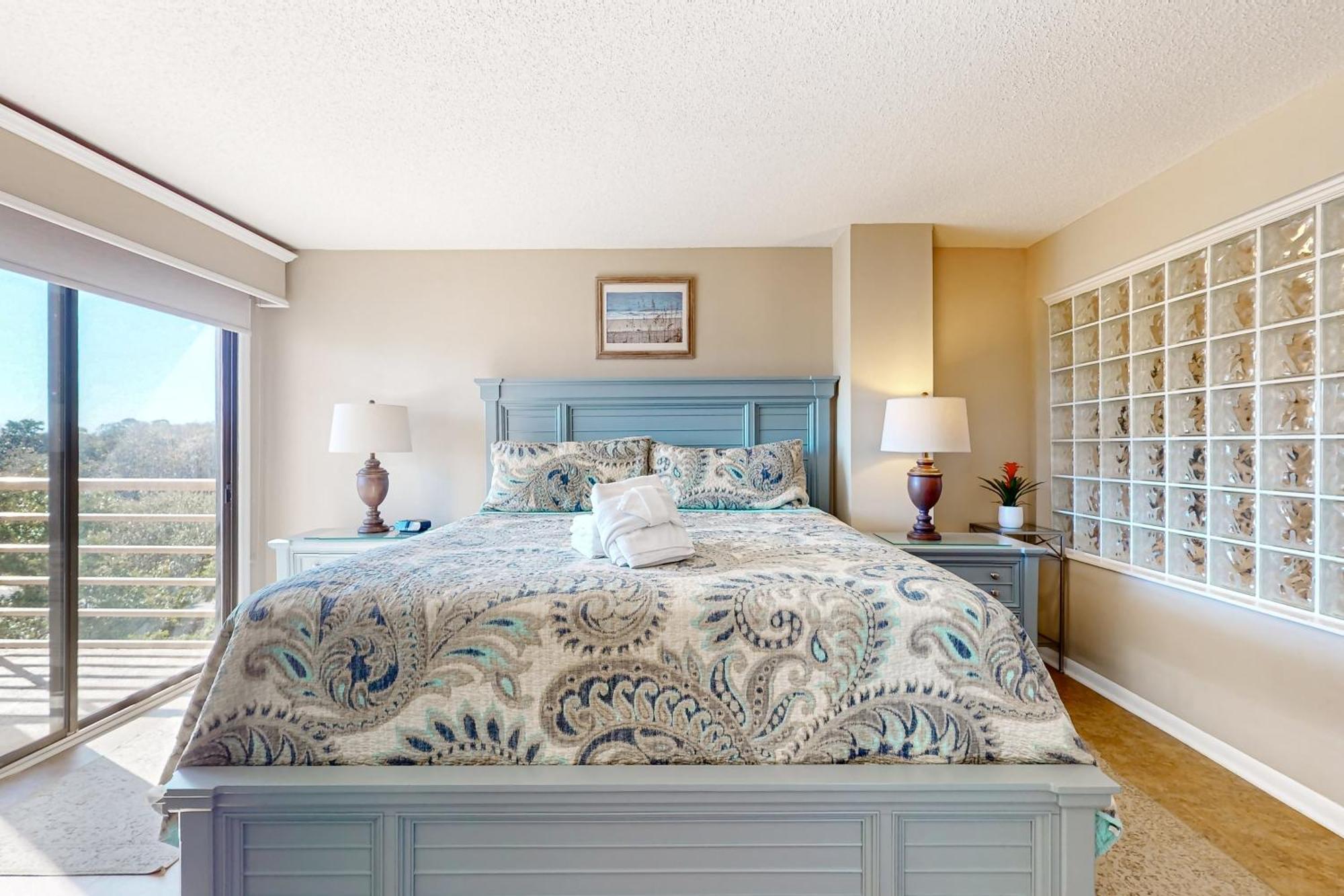 Villamare Hilton Head Island Room photo