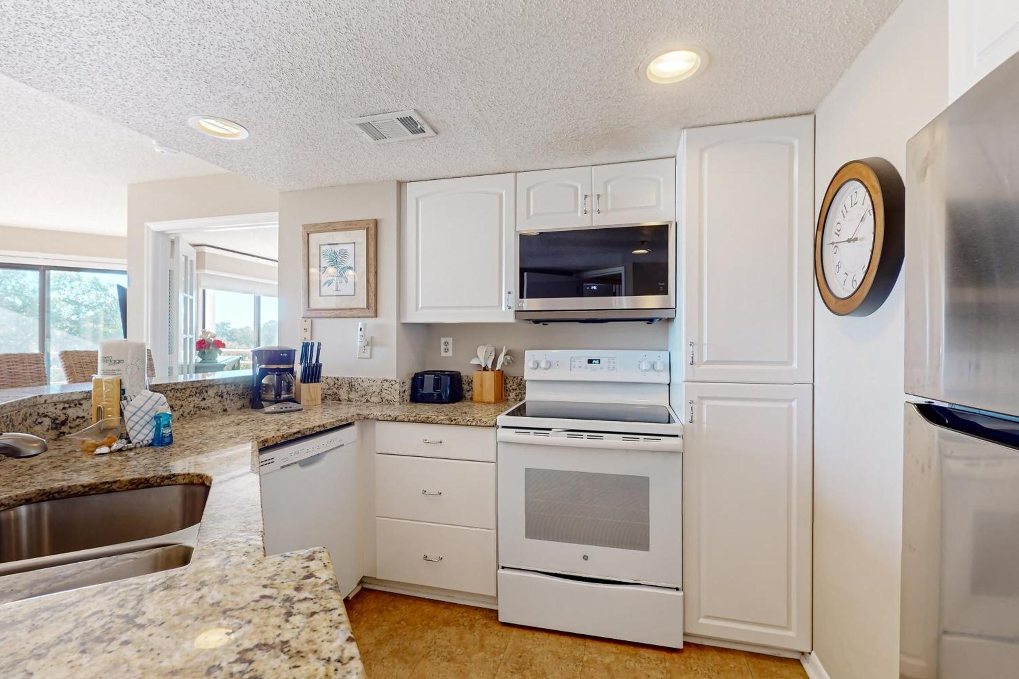 Villamare Hilton Head Island Room photo